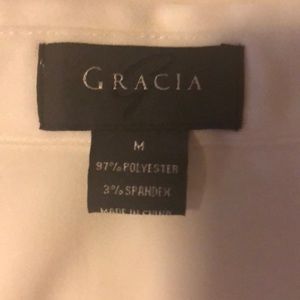 Ivory puffy long sleeves blouses.